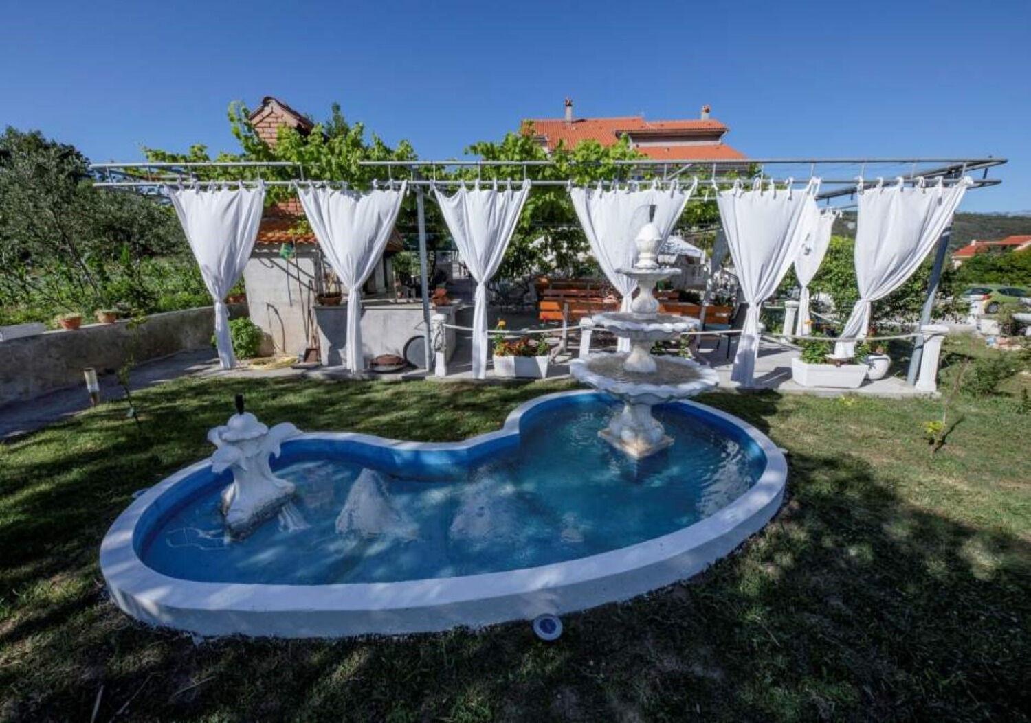 Apartments Mig - With Beautiful Garden Supetarska Draga Zewnętrze zdjęcie